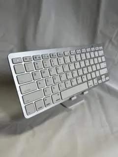 Bluetoothキーボード 薄型 コンパクト ワイヤレス シルバー