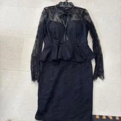 Tika 黒 レースペプラムドレス