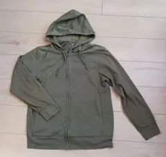 ユニクロ　パーカー　カーキ　グリーン　フード付き　無地　シンプル