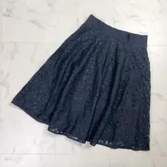 美品 anatelier 総フレアレーススカート 黒 サイズ38*RD935のサムネイル