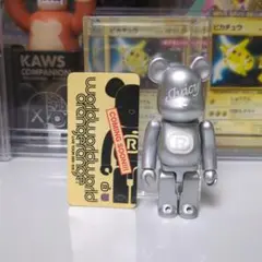 BE@RBRICK 系列 19 SECRET ORANGE RANGE (橘子新樂園)附卡