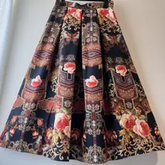美品✨&ellecy 花とヒョウ スカート Mサイズのサムネイル