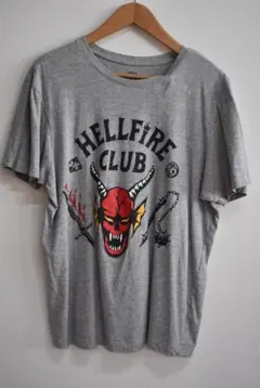 B04067 ストレンジャーシングス　Tシャツ