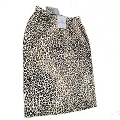 新品タグ付き　VIVA CRESENDOヒョウ柄タイトスカート