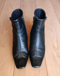 Item thumbnail for item 09a68c04-2e5e-42a3-af90-635ccc5efcab