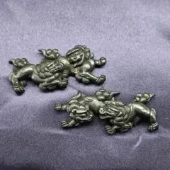 銀製品 時代物 前金具 胴乱 猛虎図 （煙草入れ煙管入れ提げ物根付目貫