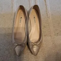 ダイアナ　パンプス　中古