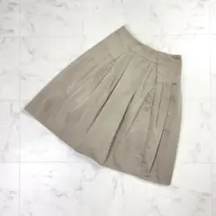美品 MARNI タックフレアスカート 台形 グレージュ サイズ38*ND346のサムネイル