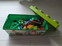 LEGO Duplo 大きな収納ボックスとカラフルなブロックパーツ　おまけつき