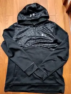 Under Armour カモフラージュパーカー L/XL
