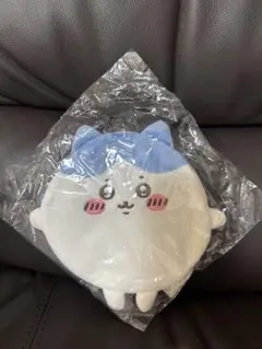 ちいかわくじ　もふっとふわっとコレクション　D賞：まんまるポーチ　ハチワレ