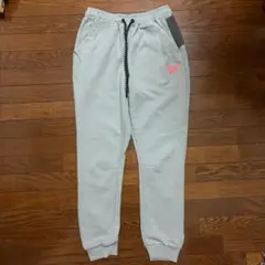 Reebok グレー スウェットパンツ