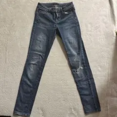 UNIQLO スキニーデニム ダメージあり