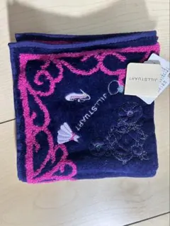 JILL STUART 刺繍タオルハンカチ ネイビー