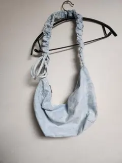 シャーリング　ショルダーバッグ　デニム