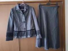 グレー ジャケット スカート セットアップ