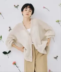 アダムエロペ　ニットカーディガン ベージュ 羽織り 春 秋 ナチュラル系