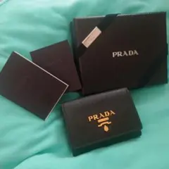 PRADA サフィアーノ 三つ折り財布 ブラック