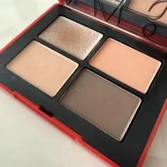 限定 NARS クワッドアイシャドー 03730 美品のサムネイル