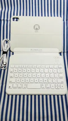HOU FY-8 iPad mini6（8.3インチ）キーボード付きケース 白