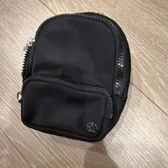 Lululemon ミニバックパック型 ポーチ ブラック