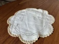 フランス　アンティーク　ドイリー　手編み　フリル　刺繍　小さな　丸　シルク