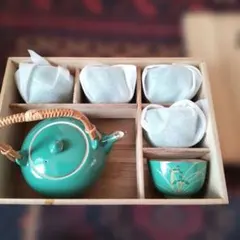 緑色急須と湯飲み5個セット