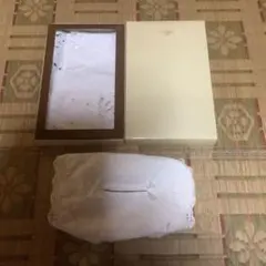 近沢レース①テーブルセンター　白　約42.5×83.5  ②ティッシュボックス