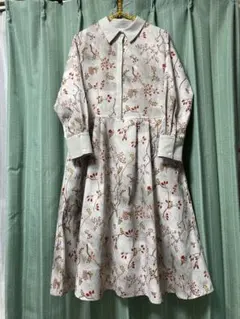 フェリシモei.ment×山本祐布子バラの実のアートを纏うワンピースMP新品のサムネイル