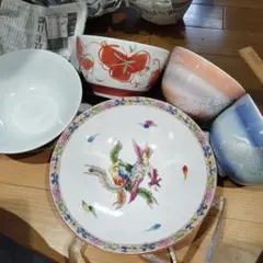 多様なデザインの陶器丼 5点セット