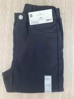 G U キッズ ノビノビレギンスパンツ　パンツ　黒 140
