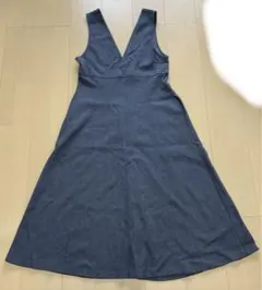 《中古》 UNIQLO グレー ノースリーブ ロングワンピース L