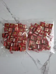 チロルチョコアウトレット 苺もち　　　　　２袋のサムネイル