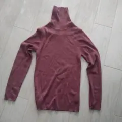 無印良品　タートルネックセーター