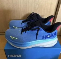 HOKA ランニングシューズ CLIFTON10 23.5 一度のみ使用 美品 - メルカリ