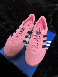 HANDBALL SPESIAL BOLD W 24cm ピンク　adidasのサムネイル
