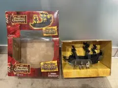 ブラックパール号　パイレーツオブカリビアン　フィギュアのサムネイル