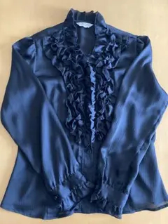 フリル付き長袖ブラウスブラック１１号