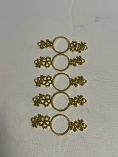 金属製花デザインパーツ　5個セット　ゴールド色