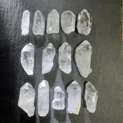 水晶　ポイント　14本セット　約200g 水晶ポイント　水晶原石　水晶　原石のサムネイル