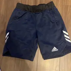 adidas ハーフパンツ 130cm ネイビー
