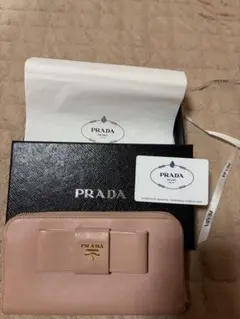 PRADA 粉色 殺手級皮革 長夾