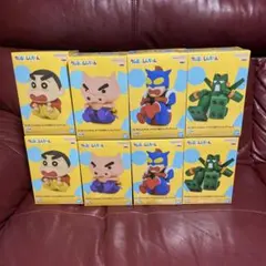 クレヨンしんちゃん　ケツだけ歩きフィギュア4種8体のまとめ売り