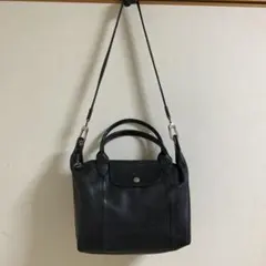 美品！　Longchamp ルプリアージュキュイールオールレザー　フランス製