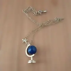 地球儀モチーフ ネックレス
