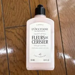 L'OCCITANE チェリーブロッサム ボディミルク 250ml ロクシタンのサムネイル