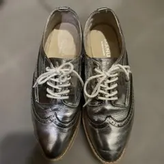 モードエジャコモ厚底シルバーレースアップシューズ