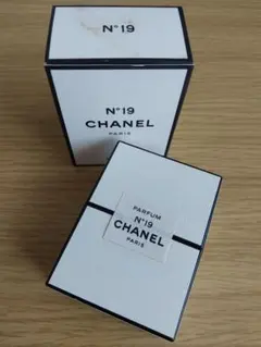 【新品未使用】シャネル 香水N°19 パルファム 7ml