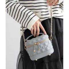 RANDA（ランダ） キルティング2WAYミニバニティバッグ （BLUE）