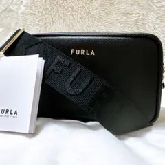 ✨現行モデル 極美品✨ フルラ リリー カメラバッグ レザー ロゴ クラシック